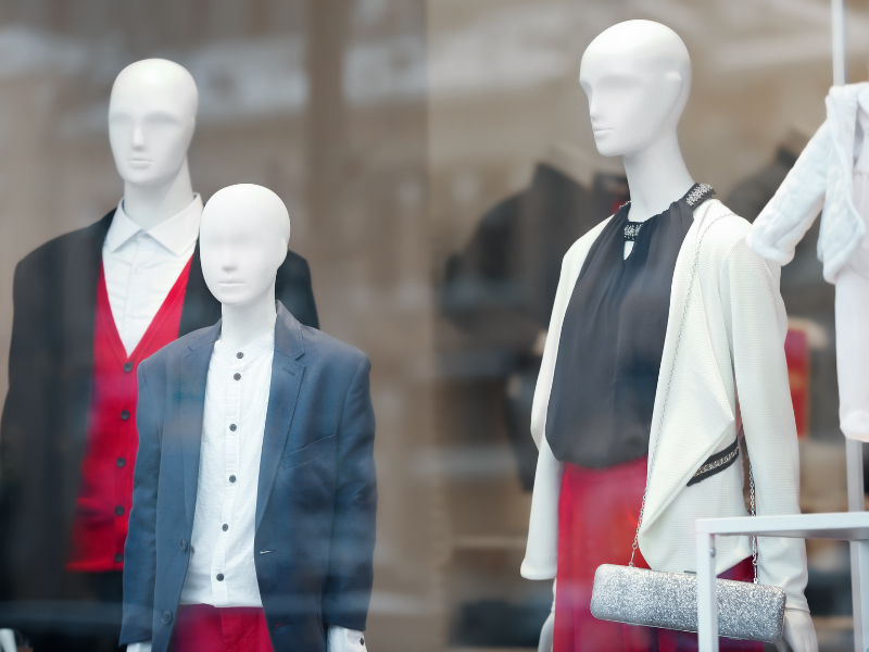 MEI pode abrir loja de roupas feminina