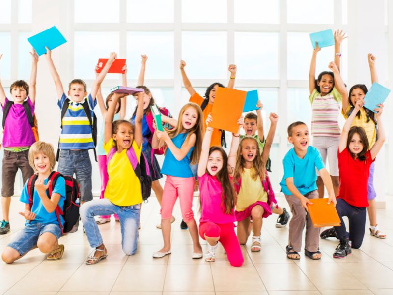 como atrair clientes para loja de roupas infantil pela internet
