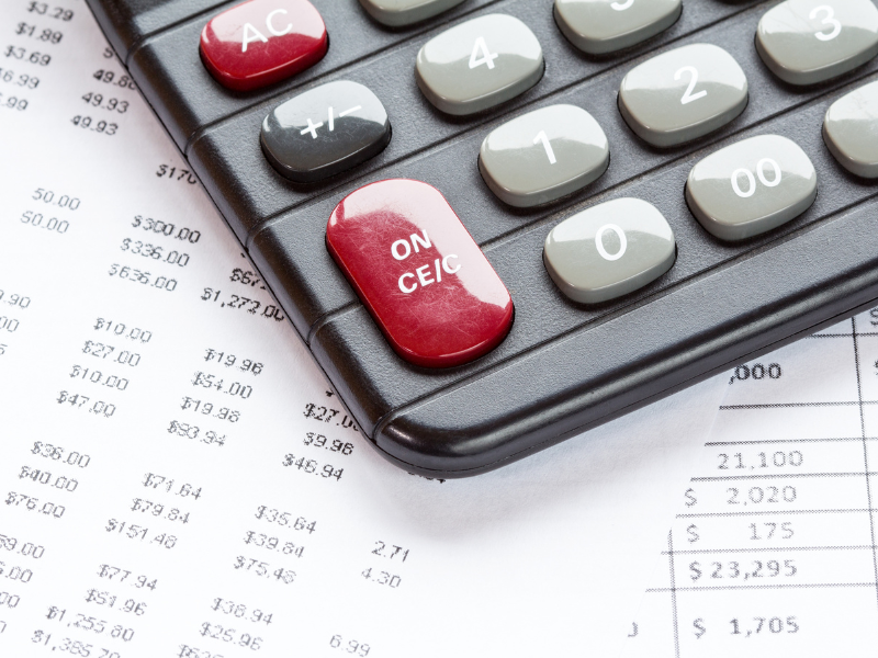 loja de roupas precisa emitir nota fiscal contas
