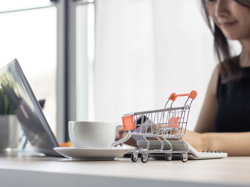 melhor plataforma de ecommerce para loja de roupas femininas