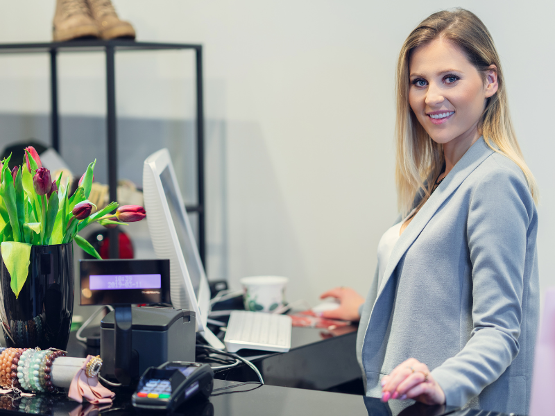 melhor software para loja de roupas online