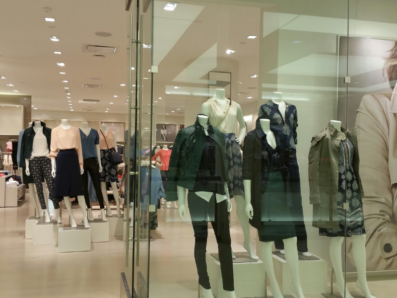 o que preciso para abrir uma loja de roupas física